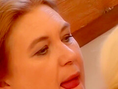 Devote Omas (scene04)