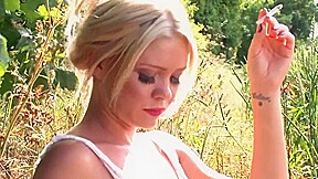 ES Jessika Lliees Smoking Outdoor