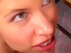 Enticing minx Kim blowing like a goddess