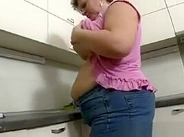 Find Her On - Bbw With Big Boobs