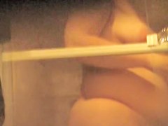 Free shower cam catching big amateur woman