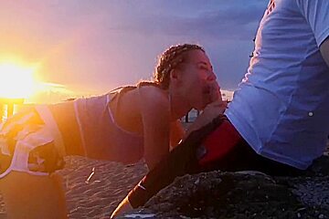 Fuck At Sunset On Beach