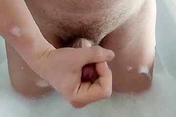 Fun Masturbating In The Bath With A Guy Artem Suchkov
