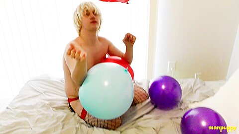 Fun with his Balloon Friends - Elis Ataxxx
