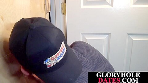 Gloryhole mature DILF blowing and wanking unshaven shaft
