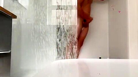 HAED BOY showers