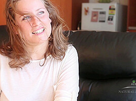Hairy Nichole Chats A Little Then Masturbates Her Hairy Snatch
