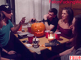 Hallowdick Xxx Parody Feature Film - Sex Movies Featuring Fallonwest