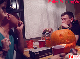 Hallowdick Xxx Parody Feature Film - Sex Movies Featuring Fallonwest