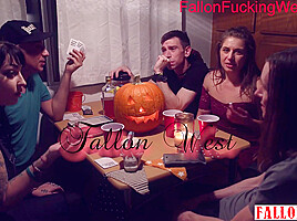Hallowdick Xxx Parody Feature Film - Sex Movies Featuring Fallonwest