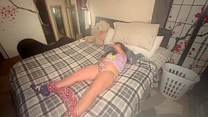 High-school Step-daughter Secretly Filmed Masturbating