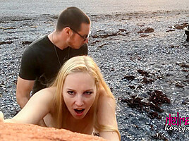 Honey Moon And Delirious Hunter - Amateur Couple Sex On The Beach (nova Scotia)