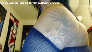 Hot latin teen 18+ squirting on webcam