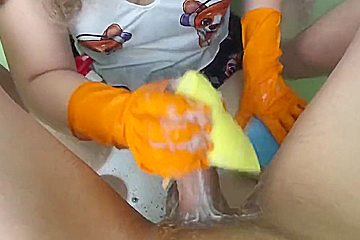 Hot student 18+ Jerks Off Her Teacher In The Bathroom For Agrade