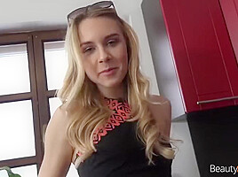 Hottest Xxx Movie Big Dick - Alecia Fox And A  Fox