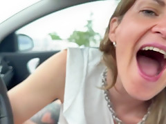 I Fuck A Milf On A Parking Lot And She Swallows My Cum