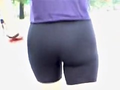 I wish I could slap that candid ass of amateur babe 07zg