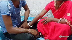 Indian Aunty In Saree Fucked In Both Hole And Creampied