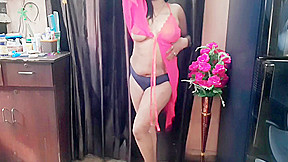 Indian Housewife - Huge Boobs