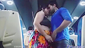 Indian Sexy Aunty Fucking Ass With Stranger In Bus