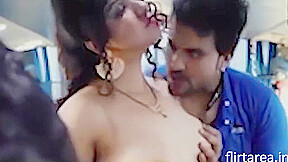 Indian Sexy Aunty Fucking Ass With Stranger In Bus