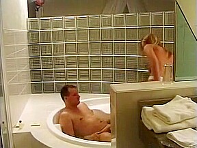 Innocent teen 18+ In Choker Gets Fucked In The Bath Tub
