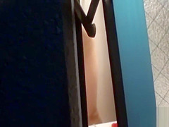 Japanese ho masturbating