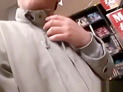 Japanese teen 18+ loves to fuck in public