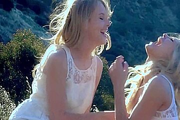 Jillian Janson, Scarlet Red And Summer Breeze - With Lesbians And