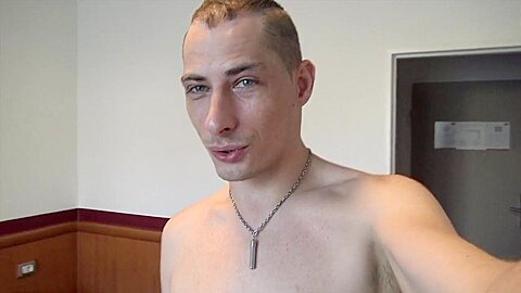 Jordan Fucked Bareback By Charlie In Berlin - ViktorRom