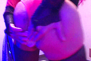 Kellycd666 Brazilian Cross Playing With Dildo On Webcam!