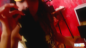 Kiki18 - E20