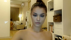 LOOKING FOR EVAD / DAPHNNE RARE VIDS READY TO PAY / TRADE PM ME