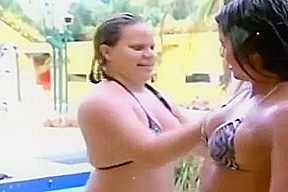 Large Step brother Brasil Outdoor Shower