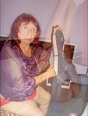 LatinaGrannY Collecting Ancient Mature Pictures