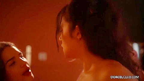 Lauren Walker & Candie Luciani Sex Orgy