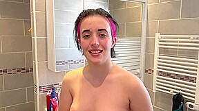 Leila melts for Lexie, with whom she will use many sex toys for new pleasures!