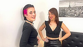 Leila melts for Lexie, with whom she will use many sex toys for new pleasures!