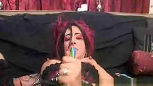 Lesbian goths