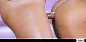 Lucas Fox Massimo Piano in The Genie 1 - DrillMyHole