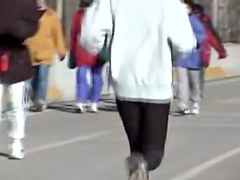 Marathoners are shaking their tight candid booties 08j