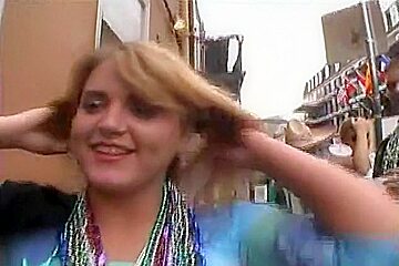 Mardi Gras pussy flashing
