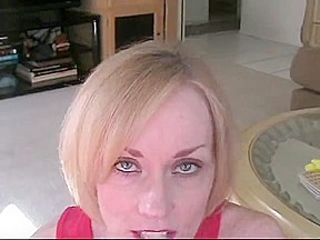 Melanie teaches masturbation