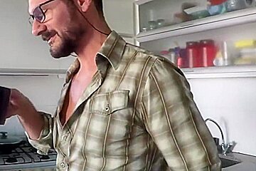 Meu Sobrinho Me Assediou - Empurrei Com Um Pau Duro Em Sua Bunda Apertada - Com Alex Barcelona 14 Min