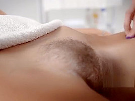 Milena (aka Sunna) - erotic waxing