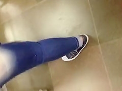 Morena muito gostosa no supermercado - BR