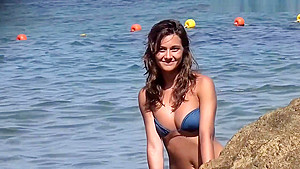 Morning Beach Nudity Caught On By Beach