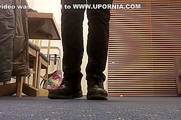 My Shrunken Housemate Gives Footrubs - Yay Your Home Time For Tiny Footrubs - Manlyfoot