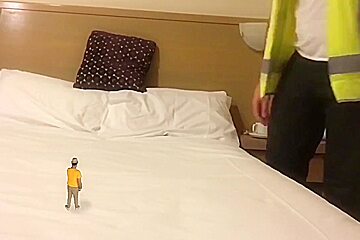 My Shrunken Housemate Gives Footrubs - Yay Your Home Time For Tiny Footrubs - Manlyfoot