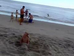 My next job, Luo Dong massages at the beach